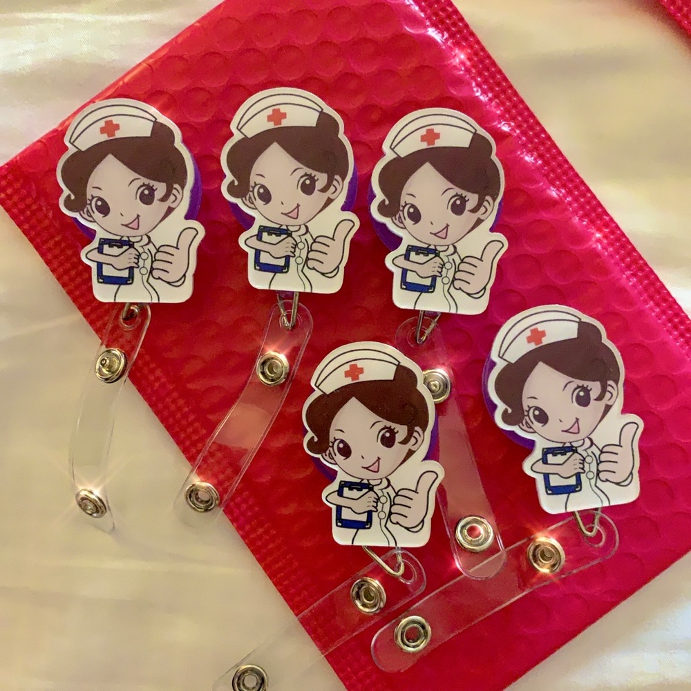 Retractable ID Holder